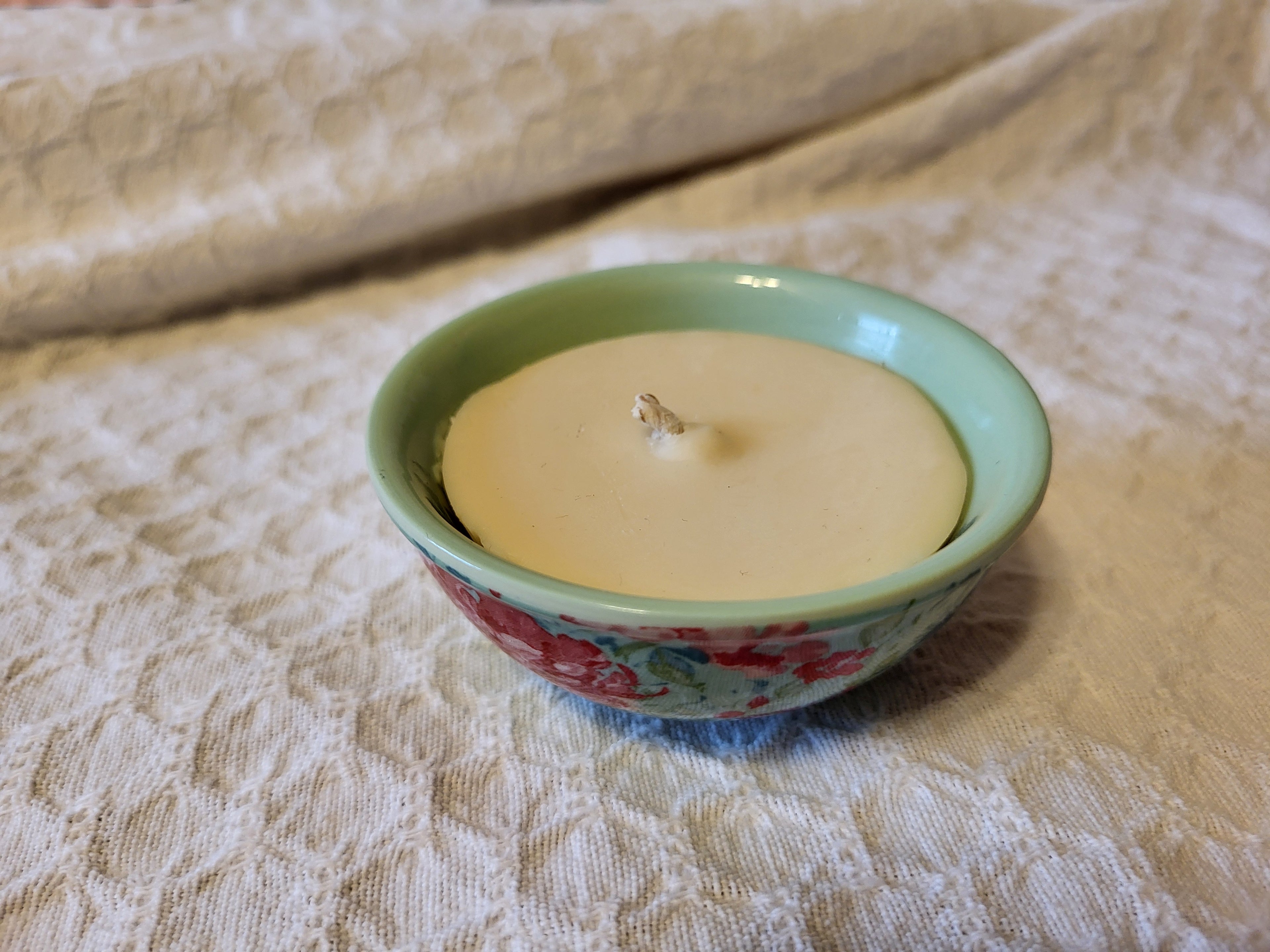 Mini Floral Bowl Candle – Rosehip & Jasmine